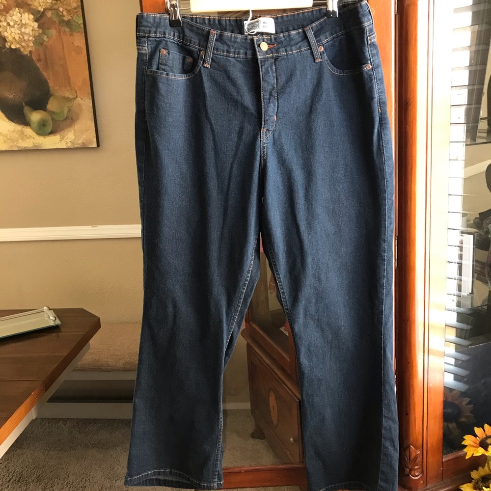 Mid Rise Bootcut - Picture 2 of 8